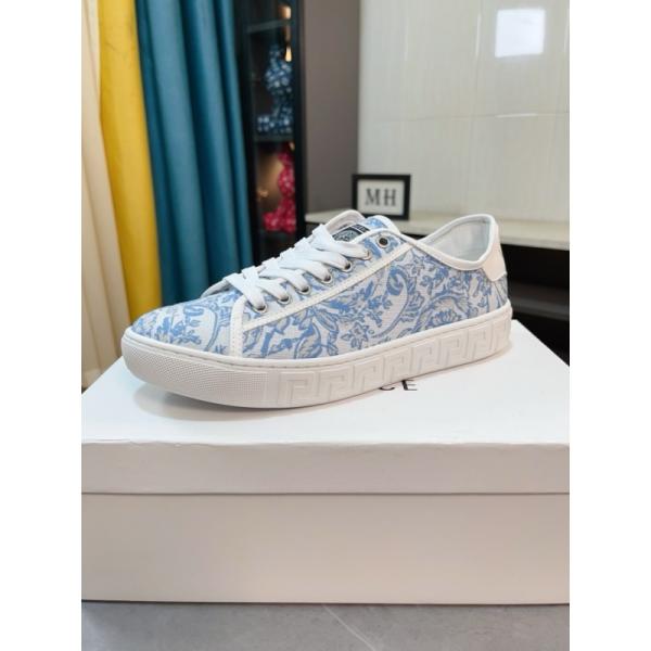 さりげないデザイン ヴェルサーチスニーカーコピー2025最新作 VERSACE 可愛いすぎる  質が良い__ブランド コピー 激安(日本最大級)