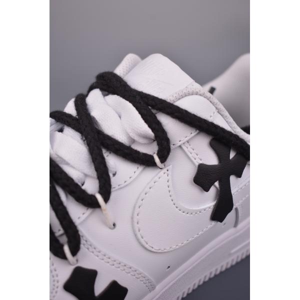 値段も手頃CHROME HEARTS クロムハーツスニーカーコピー　高級感ある人気_ 激安(日本最大級)