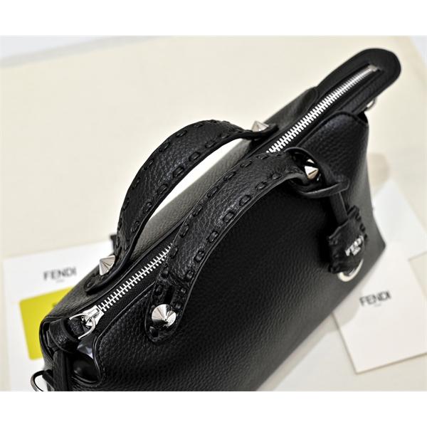 好評価フェンディ ハンドバッグコピー　限定品 FENDI  激安(日本最大級)