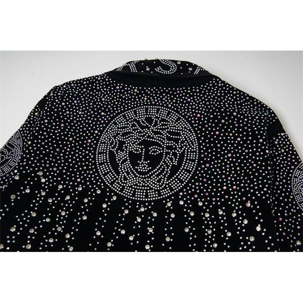 プレゼントに ヴェルサーチジャケットコピーVERSACE 秋の定番 _ブランド コピー 激安(日本最大級)