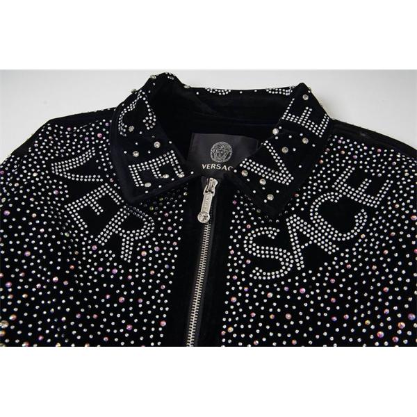 プレゼントに ヴェルサーチジャケットコピーVERSACE 秋の定番 _ブランド コピー 激安(日本最大級)