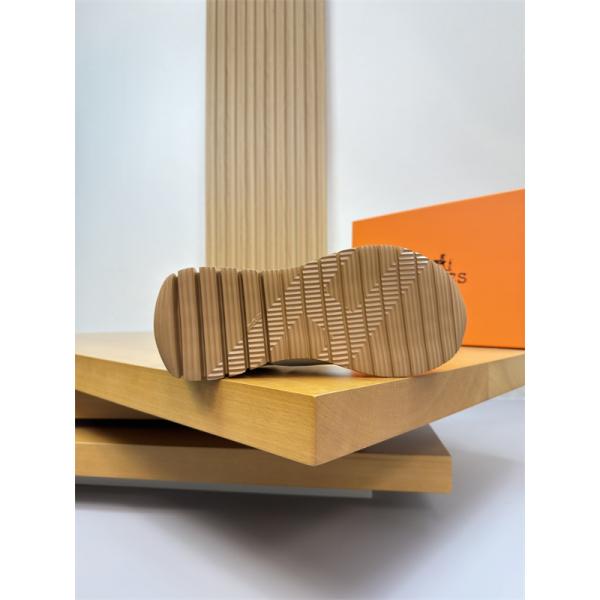 秋冬ファッションを明るくなる エルメススニーカーコピー  HERMES 普段使いもオフィスもOK_ 激安(日本最大級)