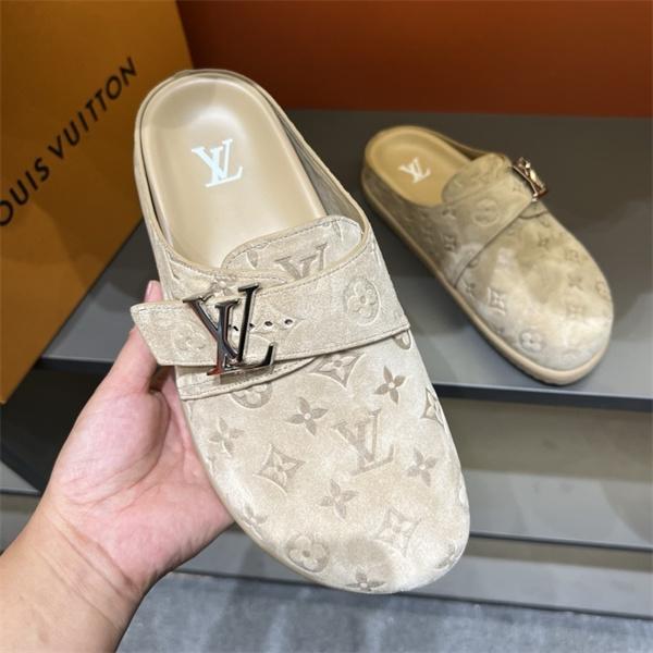 大人のため上品 ルイ ヴィトンサンダルコピー LOUIS VUITTON 2025-2026春夏コレクションに見る 新作 激安(日本最大級)