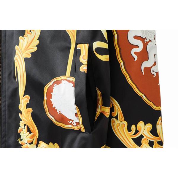 ナチュラルコーデに使いやすい ヴェルサーチジャケットコピー VERSACE _ブランド コピー 激安(日本最大級)