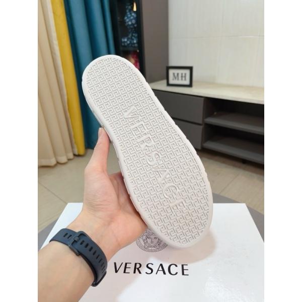 お色味たくさん 大人で素敵 2色可選 ヴェルサーチスニーカーコピーVERSACE ブランド コピー 激安(日本最大級)
