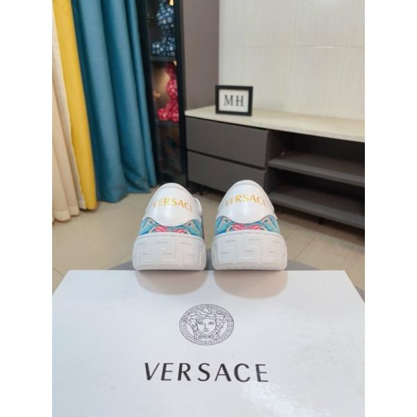 お色味たくさん 大人で素敵 2色可選 ヴェルサーチスニーカーコピーVERSACE ブランド コピー 激安(日本最大級)