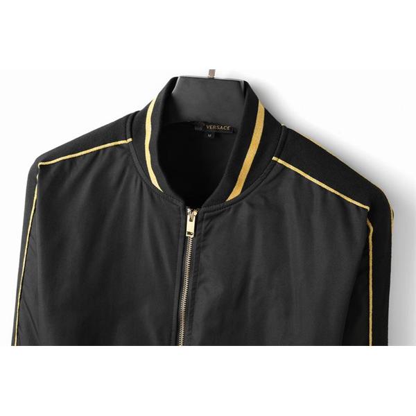 プレゼントでピッタリ 2025ヴェルサーチジャケットコピー VERSACE