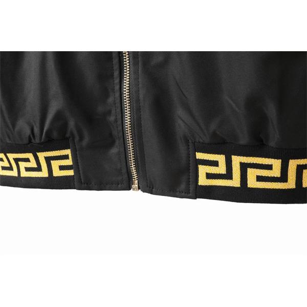 プレゼントでピッタリ 2025ヴェルサーチジャケットコピー VERSACE