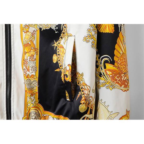 ヴェルサーチジャケットコピーVERSACE 2025年秋冬最新のトレンド_ブランド コピー 激安(日本最大級)