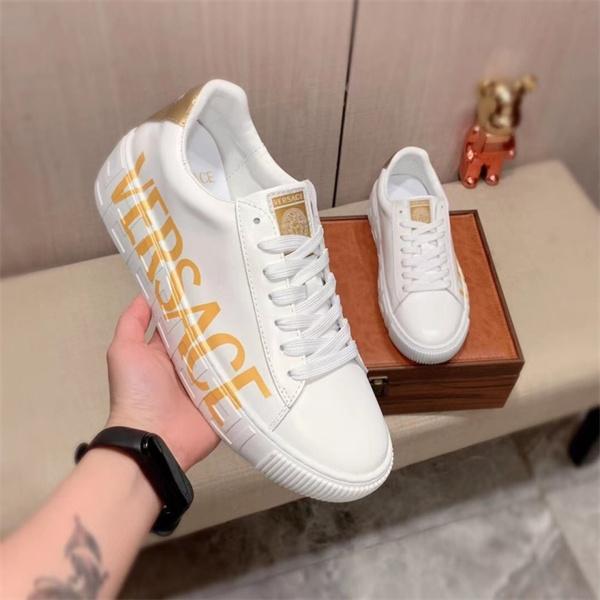 VERSACE ヴェルサーチ カジュアルシューズ コピー 2025人気がますます人気_ブランド コピー 激安(日本最大級)