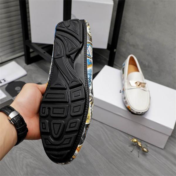 ヴェルサーチビジネスシューズ コピー2025超目玉 カジュアルシューズ 抗菌防臭加工_ VERSACE  激安(日本最大級)