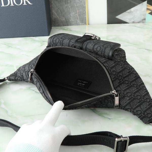 ラフさとおしゃれを両立 春夏トレンドディオールウェストバッグコピー DIOR 激安 1EIBO071YKY_H03E
