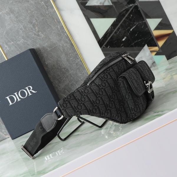 ラフさとおしゃれを両立 春夏トレンドディオールウェストバッグコピー DIOR 激安 1EIBO071YKY_H03E
