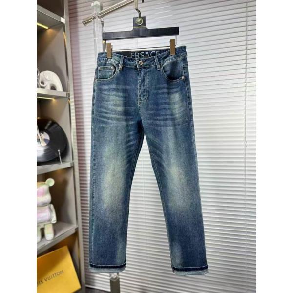VERSACE 春夏になると流行する ヴェルサーチ ジーンズ_ブランド コピー 激安(日本最大級)
