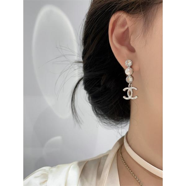 数量限定販売   注目度の高い最短翌日着_シャネルピアスコピー 激安(日本最大級)