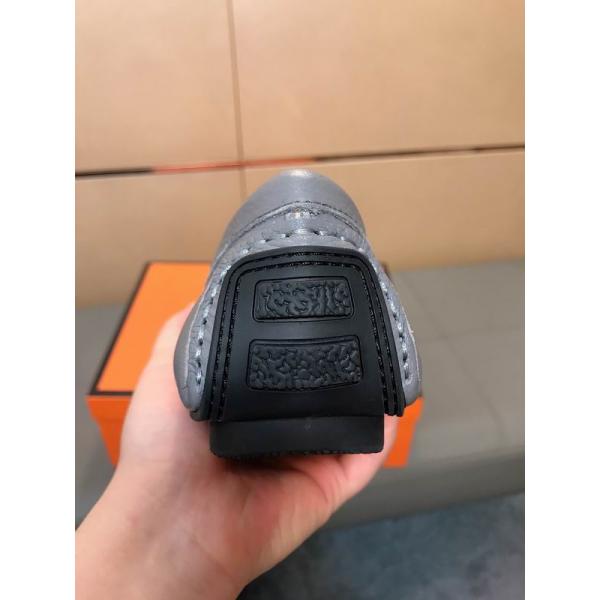 新着2025セール ブランドスタイルが継続的に人気 VERSACE ヴェルサーチビジネスシューズコピー 激安(日本最大級)