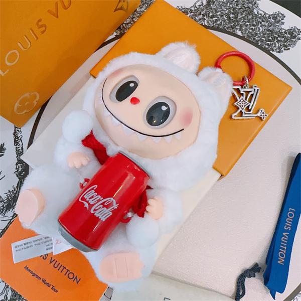 Labubu x LVストリートに人気アイテム  ルイ ヴィトンキーホルダー コピー ファッション