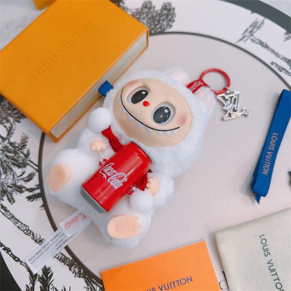 Labubu x LVストリートに人気アイテム  ルイ ヴィトンキーホルダー コピー ファッション