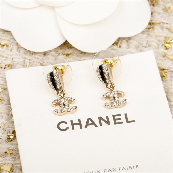 美しい効果も! いまが替え時!! シャネルピアスコピー激安セール_(日本最大級)