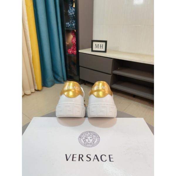 VERSACEヴェルサーチスニーカー スーパーコピー驚きの破格値大得価機能性カジュアルスタイル