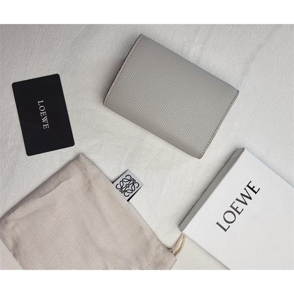 春夏 LOEWE ロエベ 新入荷 レディース財布_ロエベ ブランド激安通販 専門店