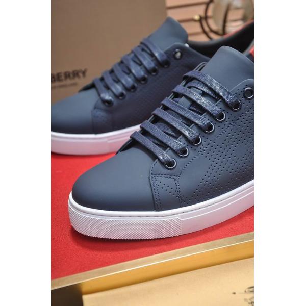 長年愛されてきた バーバリースニーカーコピー BURBERRY 高い評価ブランド激安通販 専門店