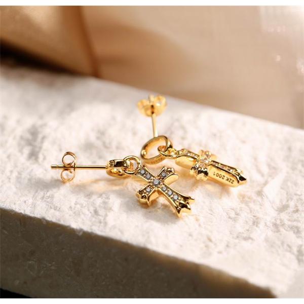 驚きの破格値新品クロムハーツピアス CHROME HEARTS ブランド コピー 激安(日本最大級)