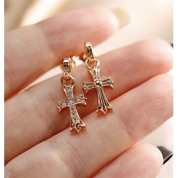 驚きの破格値新品クロムハーツピアス CHROME HEARTS ブランド コピー 激安(日本最大級)