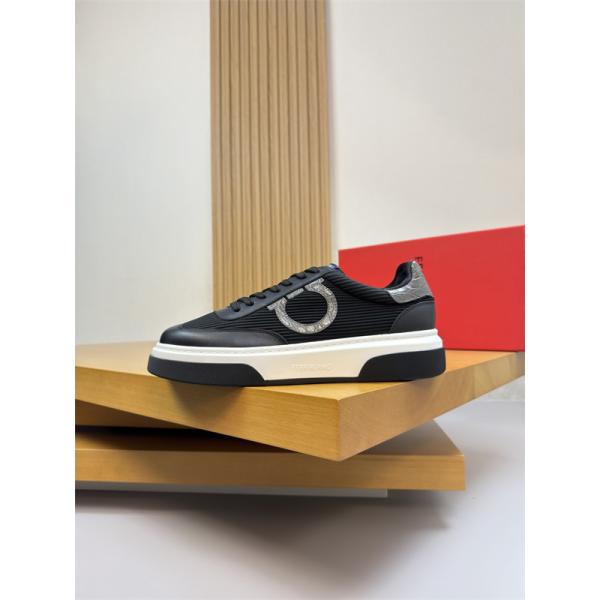 おしゃれな _フェラガモスニーカーコピー FERRAGAMO 激安(日本最大級)2026新作