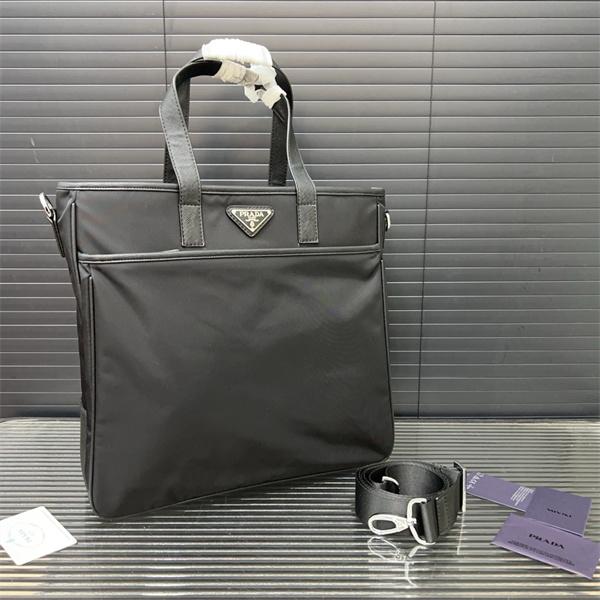 プラダビジネスバッグコピー手頃価格でカブり知らず  PRADA 通勤通学どちらでも使え ハンドバッグブランド激安通販 専門店
