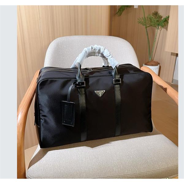 旅行用プラダ バッグコピーPRADA エレガントな雰囲気オススメのアイテムを見逃すな_ブランド激安通販 専門店