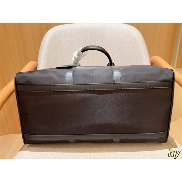 旅行用プラダ バッグコピーPRADA エレガントな雰囲気オススメのアイテムを見逃すな_ブランド激安通販 専門店