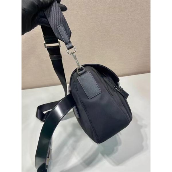 2VD071プラダショルダーバッグコピー ファッションに合わせ  PRADA ブランド激安通販 専門店