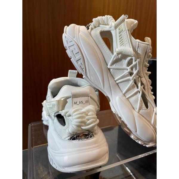 見た目が良い 2色可選 品質高き人気アイテム VERSACE ヴェルサーチランニングシューズ _コピー 激安(日本最大級)