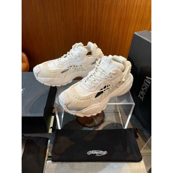 見た目が良い 2色可選 品質高き人気アイテム VERSACE ヴェルサーチランニングシューズ _コピー 激安(日本最大級)