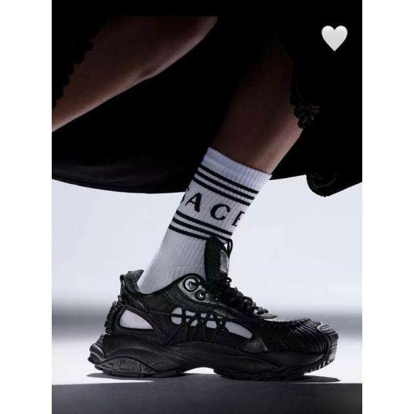 見た目が良い 2色可選 品質高き人気アイテム VERSACE ヴェルサーチランニングシューズ _コピー 激安(日本最大級)