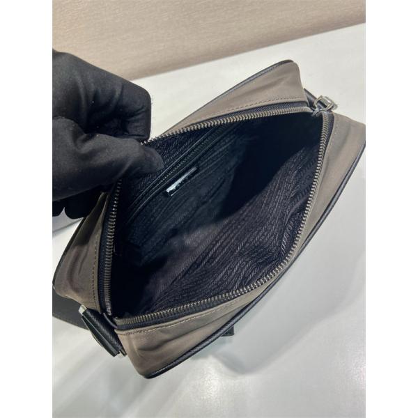 プラダショルダーバッグコピー 2025新品入荷 人気デザインで欲しい  PRADA ミックス感が溢れる_激安通販 専門店