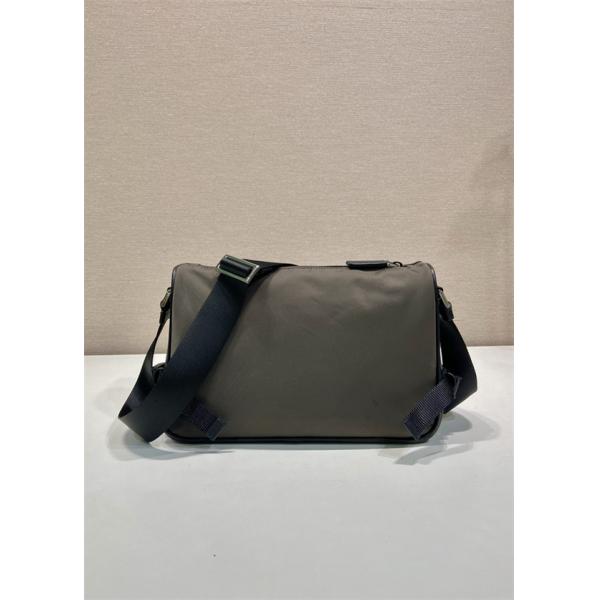 2025高感度アイテム プラダショルダーバッグコピー PRADA セカンドバッグ 目前の注目ブランド激安通販 専門店