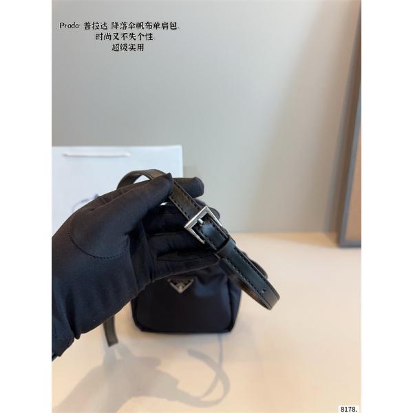 プラダ  2WAYハンドバッグ コピーブランド激安通販 専門店