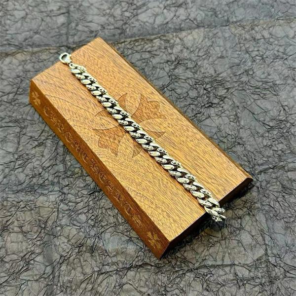 大人気2025春夏新作クロムハーツCHROME HEARTSプレスレットコピーシルバースタイリッシュな印象激安(日本最大級)