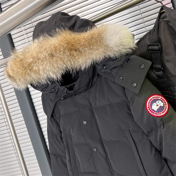 ミドルレングスが汎用性も高く　CANADA GOOSE/カナダグース ダウンジャケット　ブランド コピー 激安(日本最大級)
