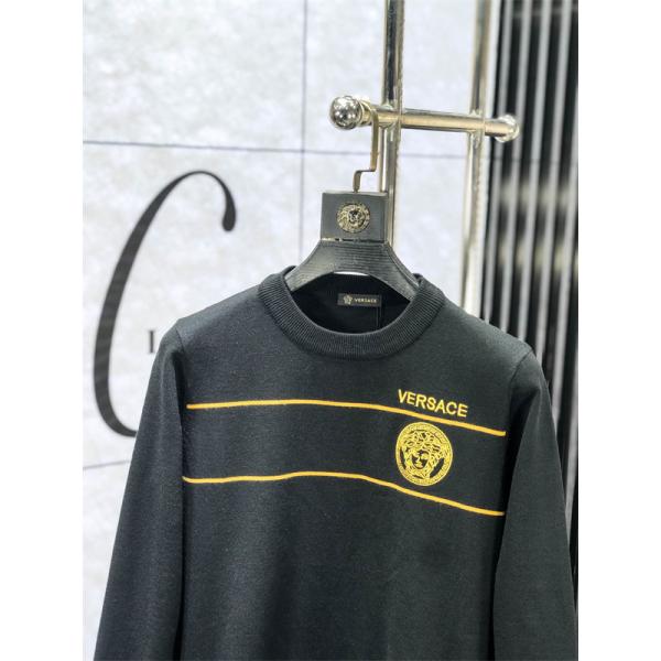 2025秋冬におすすめ着こなし VERSACE ヴェルサーチセーターコピー 激安(日本最大級)