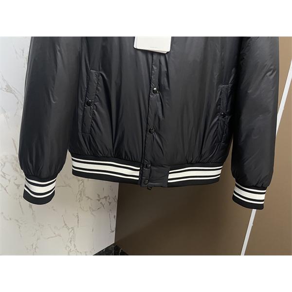 大絶賛の履き心地Moncler Bouchet  M062017790Y50モンクレール メンズダウンジャケットコピー 激安(日本最大級)