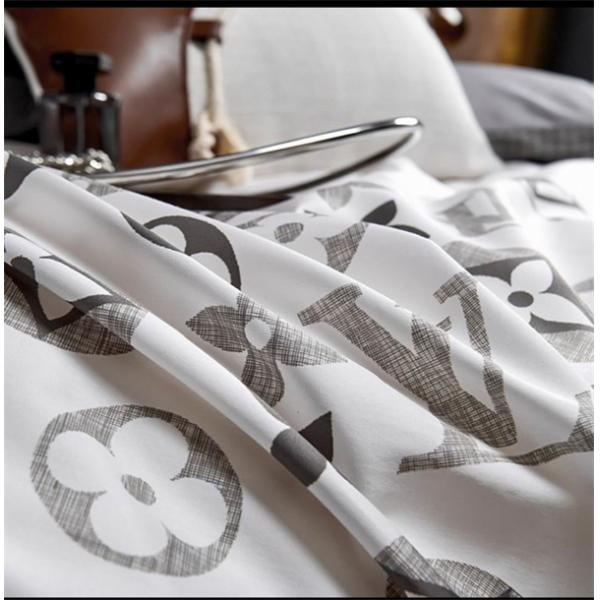 ヴィトン寝具4点 スーパーコピー激安大特価☆☆人気肌ざわりが良い綿100％シングルサイズ（約200×230cm）