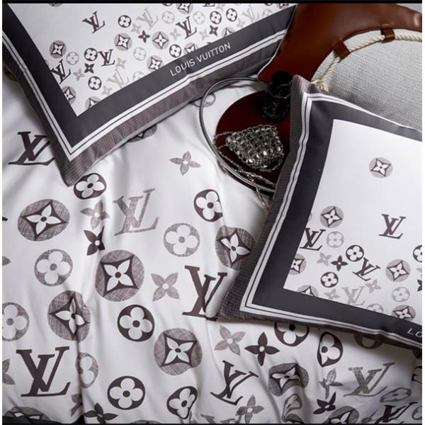 ヴィトン寝具4点 スーパーコピー激安大特価☆☆人気肌ざわりが良い綿100％シングルサイズ（約200×230cm）