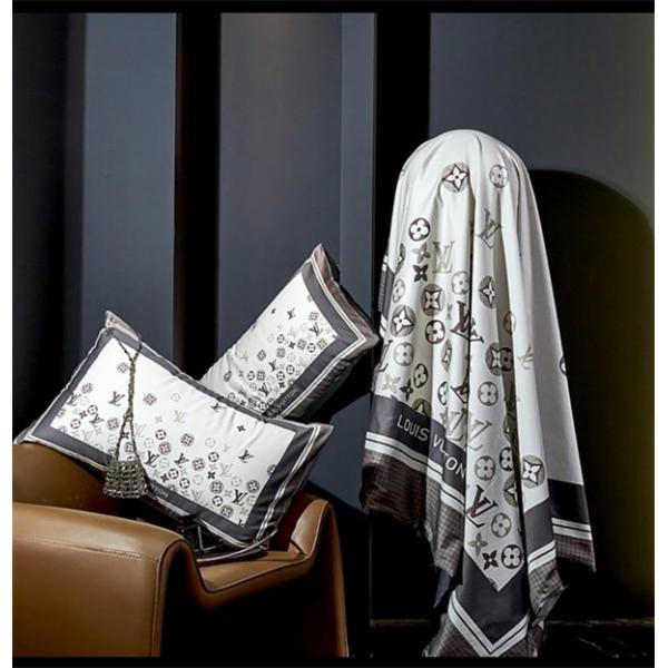 ヴィトン寝具4点 スーパーコピー激安大特価☆☆人気肌ざわりが良い綿100％シングルサイズ（約200×230cm）