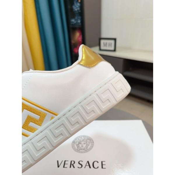 人気セール カジュアルスタイルローカットVERSACEヴェルサーチスニーカーコピー 通販男性用ベーシックアイテム
