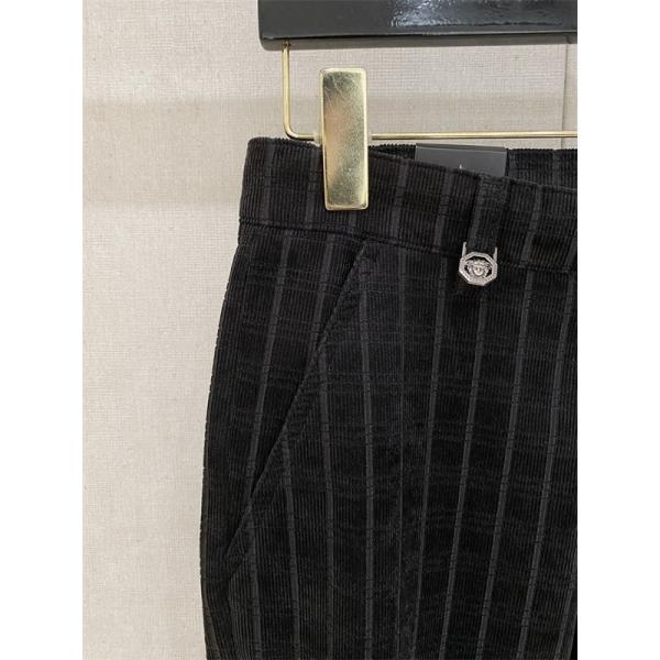 2025秋冬 ヴェルサーチズボンコピー VERSACE  大人キレイに仕立てる お洒落自在_ブランド コピー 激安(日本最大級)