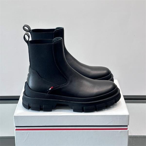 新作　モンクレール ブーツスーパーコピー　高い機能性がある激...