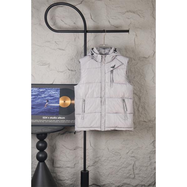 新品 数量限定特別価格 ARMANI アルマーニベストダウンコピー  激安(日本最大級)